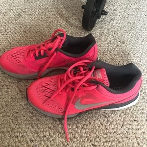 Pink nike